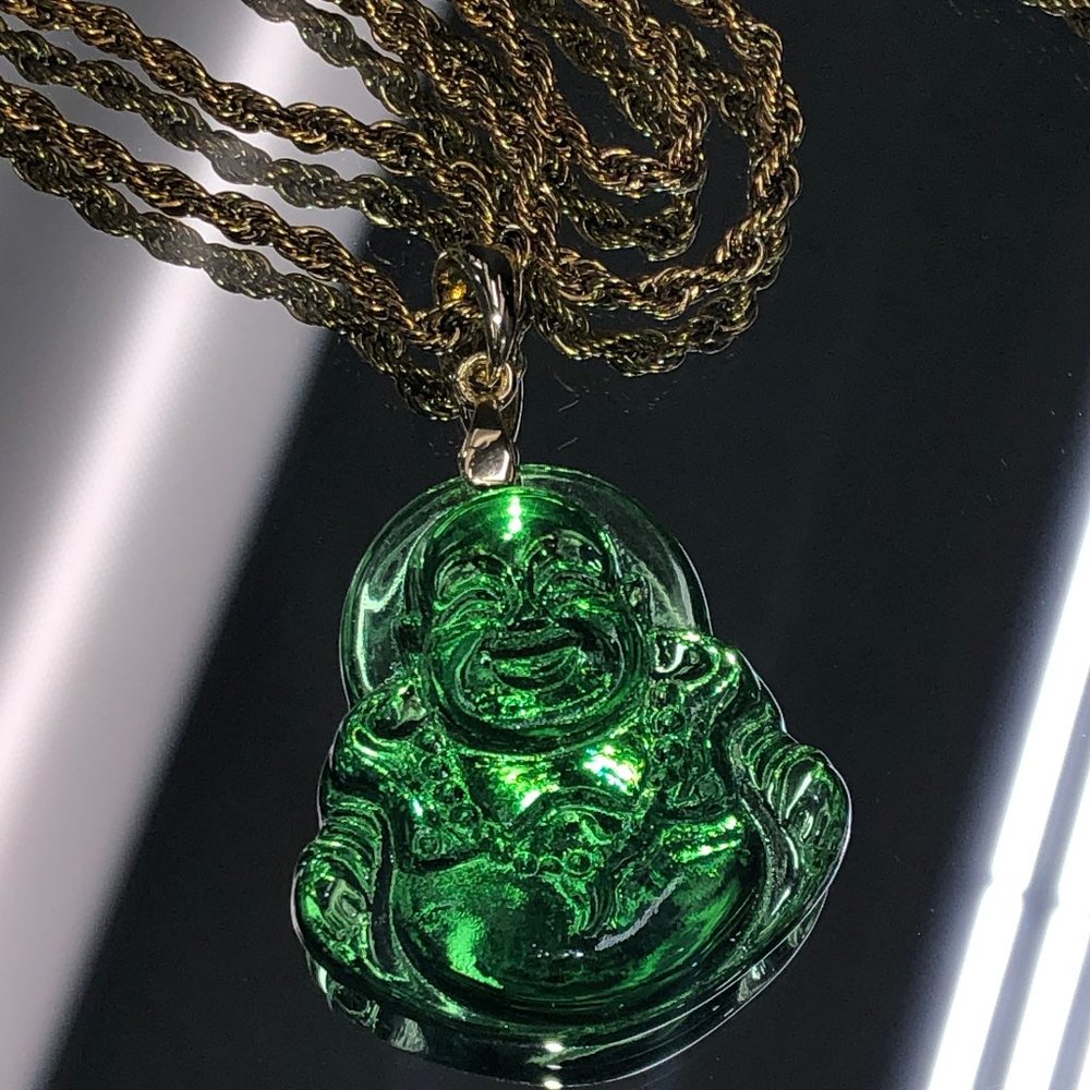 Green Buddha necklace 20"